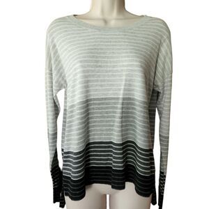 Gap Ombre Sweater Womens Size Small Stripe Long Sleeves Round Neck Pullover